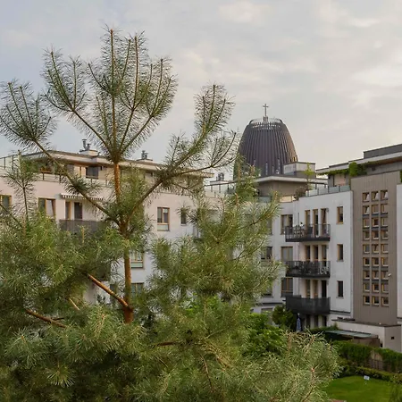Wilanow Charming With Free Parking By Renters